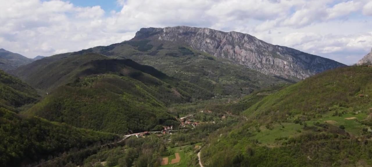 Hotel Juzni Vetar Trnski Odorovci Esterno foto