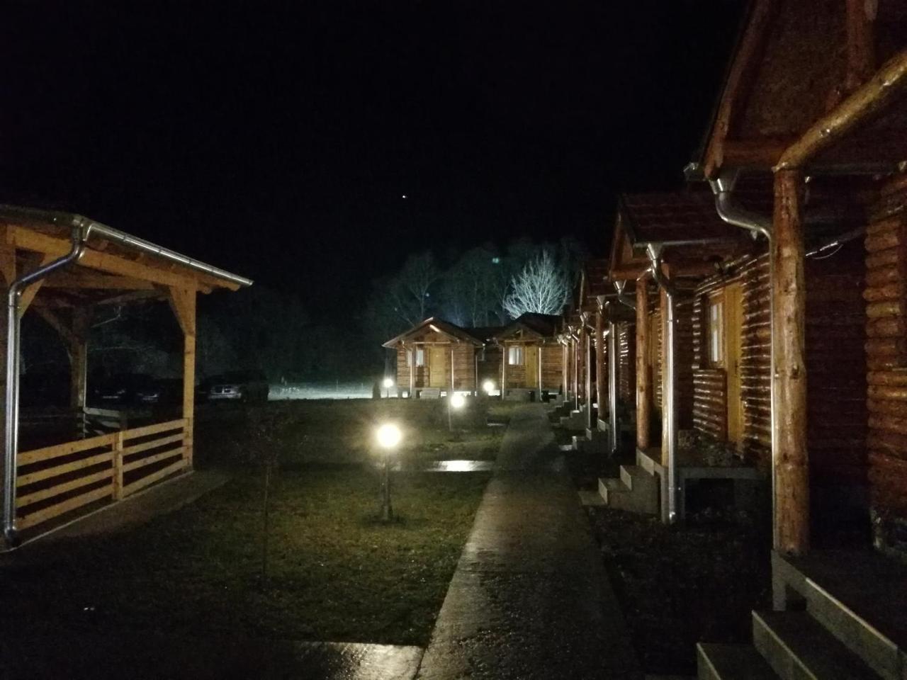 Hotel Juzni Vetar Trnski Odorovci Esterno foto