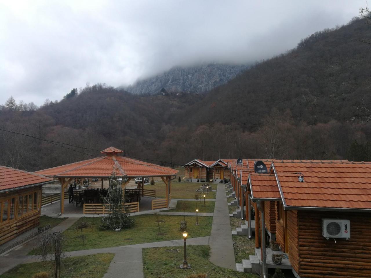 Hotel Juzni Vetar Trnski Odorovci Esterno foto