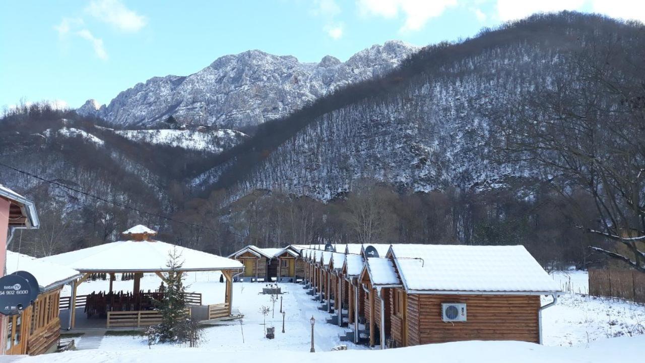 Hotel Juzni Vetar Trnski Odorovci Esterno foto