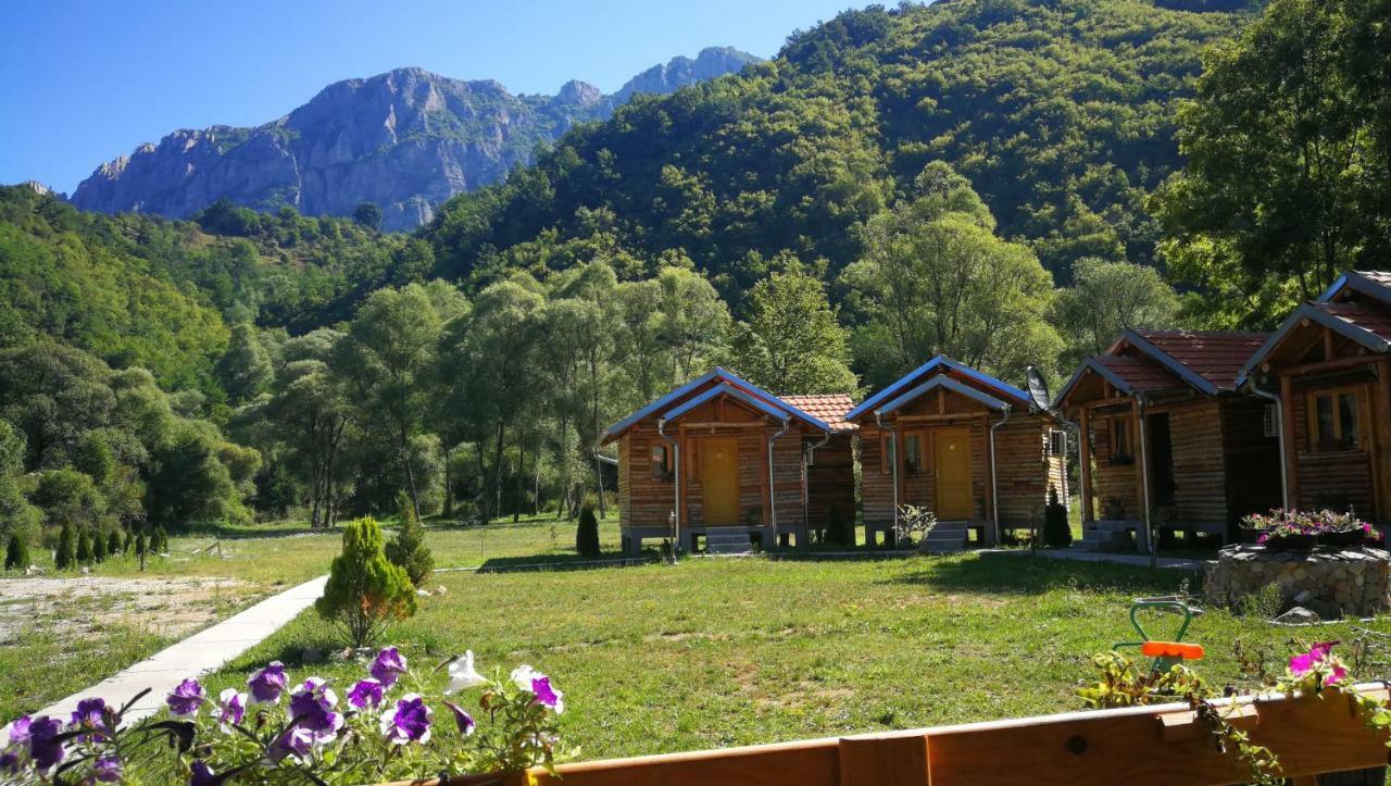 Hotel Juzni Vetar Trnski Odorovci Esterno foto